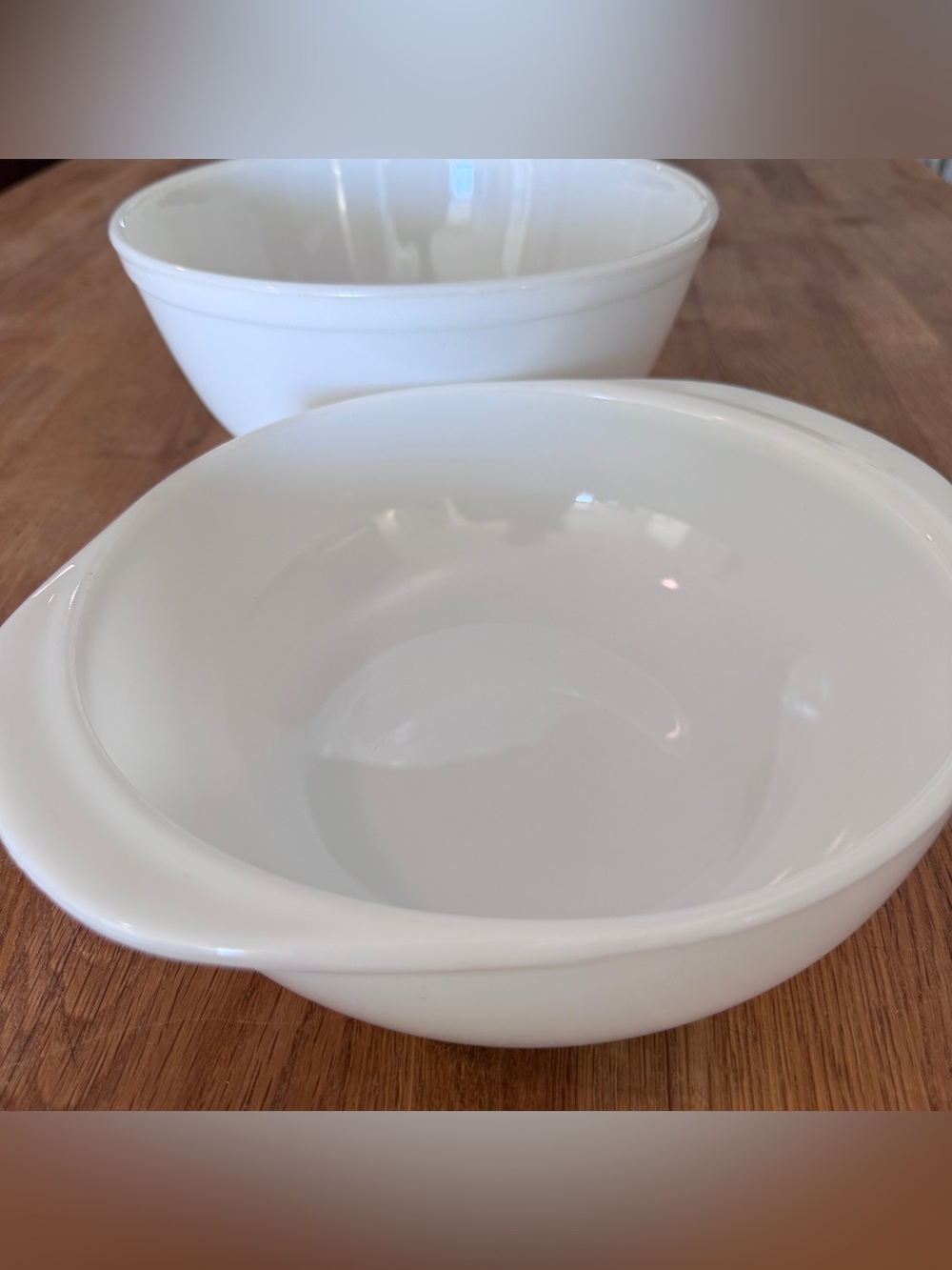Set of 2 Milk Glass - vintage Pyrex mixing bowls 023 and 403